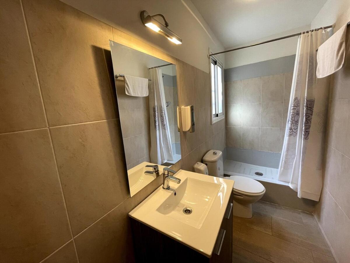 Unik Vacation Mediona Villa ตาร์ราโกนา ภายนอก รูปภาพ